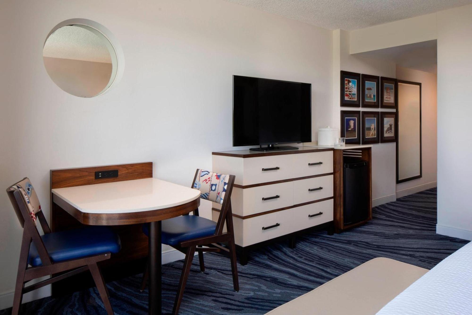 מלון Courtyard By Marriott קי לארגו מראה חיצוני תמונה